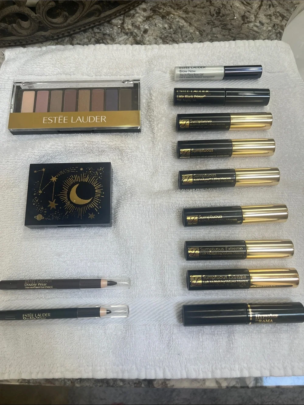 Estee Lauder Women Makeup Eye Collection in Black and Gold